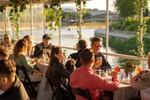 Degustuok.lt – degustacinės vakarienės laivu Neries upe, Vilniuje – nuotrauka 7