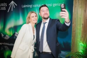 Šiaurės licėjaus privačios mokyklos atidarymo šventė Didžiojoje Riešėje – nuotrauka 8